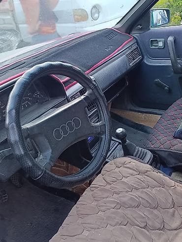серый gac aion s: Audi 100: 1985 г., 1.8 л, Механика, Бензин, Седан — 5