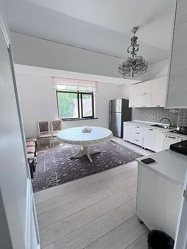 9 мкр квартиры: 3 комнаты, 112 м², Индивидуалка, 2 этаж, Евроремонт — 5
