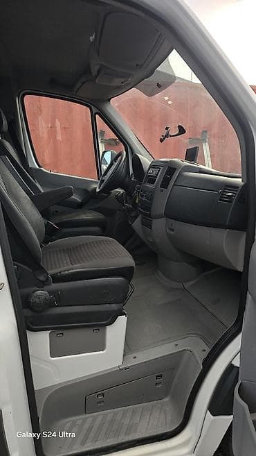 серый спринтер: Mercedes-Benz Sprinter 516 sdi Характеристики: - Первая регистрация — 5