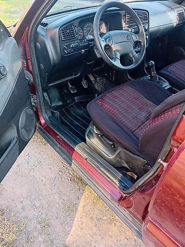 бак на пассат: Volkswagen Passat: 1994 г., 2 л, Кол менен иштөөчү, Бензин, Универсал — 3