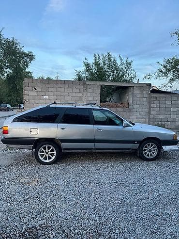 Продажа авто: Audi 100: 1989 г., 2 л, Механика, Бензин, Универсал — 5