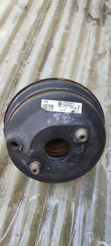 Тормозной вакуум на Ауди А6 с5 объем 2.5 дизель