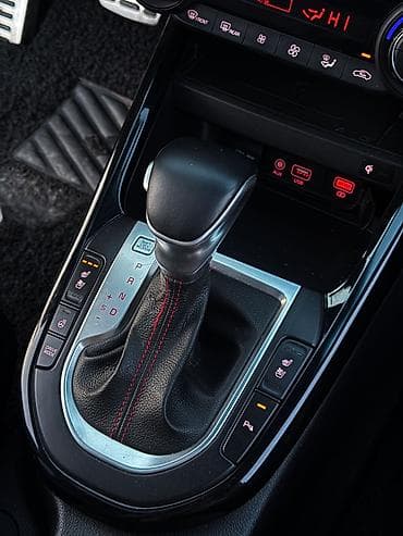 k3 2020: Kia K3: 2019 г., 1.6 л, Робот, Бензин, Хэтчбэк — 9