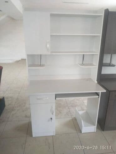 компьютерный стол новый: Компьютерный стол. Стол письменный — 4