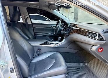 camry 2011: Toyota Camry: 2018 г., Автомат, Седан — 3