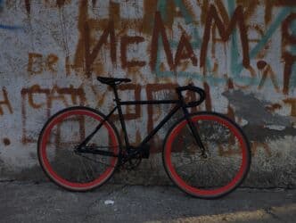 продаю или меняю с доплатой мне: Состояние хорошее, есть царапины но на езду не влияют, соотношение — 2