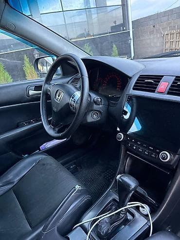 шины на аккорд: Honda Accord: 2005 г., 2.4 л, Автомат, Бензин, Седан — 4