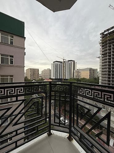 81: 3 комнаты, 83 м², Бишкек Парк ТРЦ Элитка, 8 этаж, Евроремонт — 9