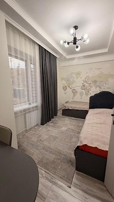 участок у реки: 🏡 Продаётся уютный дом в Орто-Сае — у подножья гор 📐 280 м² | 8 соток — 9
