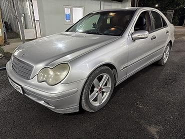 салон от мерса: Mercedes-Benz C-Class: 2003 г., 2.2 л, Автомат, Дизель, Седан — 1