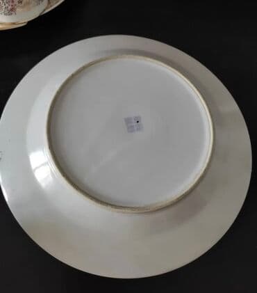 пасуда комплект: Продаю посуду блюдо 3 штуки - 250 с. за одну, набор 4 чашки с — 7