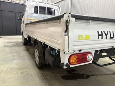 срочно продаю нужны деньги очень срочно: Hyundai Porter: 2019 г., 2.5 л, Типтроник, Дизель, Бус — 10