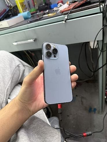 macbook 2018: IPhone 13 Pro, Б/у, 512 ГБ, Sierra Blue — 1