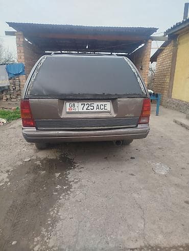 rf 2: Mazda 626: 1991 г., 2.2 л, Ручные, Бензин, Универсал — 3