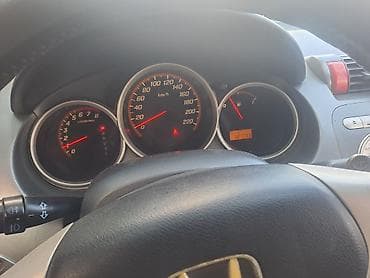 4: Honda Jazz: 2007 г., 1.4 л, Автомат, Бензин, Хэтчбэк — 1