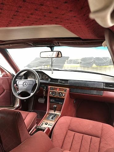 124 салон: Mercedes-Benz W124: 1994 г., 2.2 л, Автомат, Бензин, Седан — 4