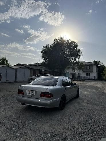 daf 95: Mercedes-Benz E-Class: 2000 г., 3.2 л — 2