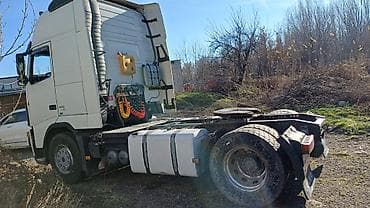 audi a80: Тягач, Volvo, Без прицепа — 1