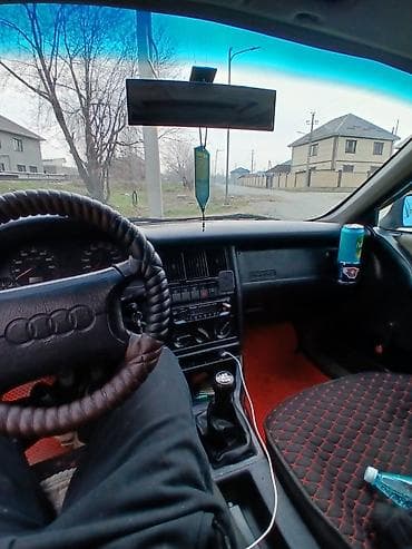 golf 2: Audi 80: 1993 г., 2 л, Механика, Бензин, Седан — 3