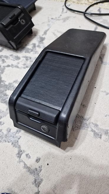 Унаа тетиктери: W124, w126 хлебница синяя 5000, черная с черной шторкой 8000, черная с — 2