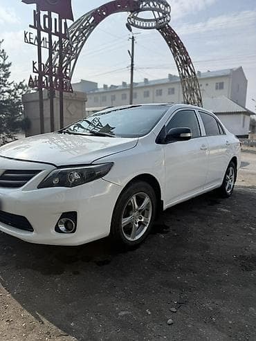 Унаа: Toyota Corolla: 2013 г., Автомат, Бензин, Седан — 2