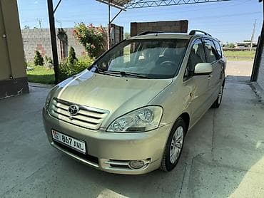 воздушные фильтра: Toyota Avensis Verso: 2003 г., 2 л, Механика, Дизель, Минивэн — 1