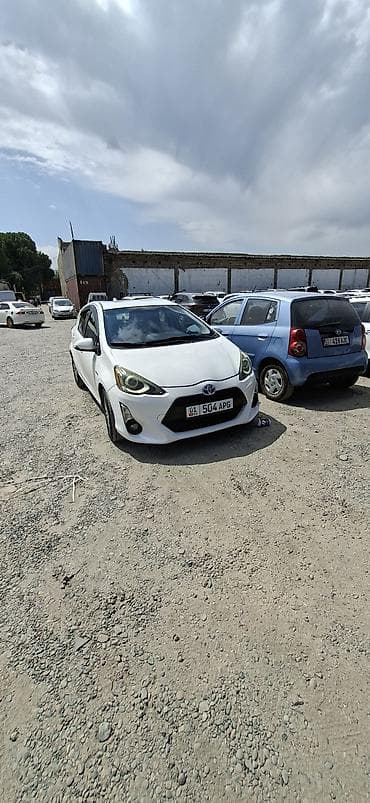 toyota cube: Toyota Aqua: 2016 г., 1.5 л, Вариатор, Гибрид, Хэтчбэк — 8