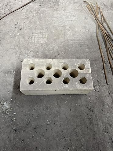 4 pot: Силикатный, Гладкий, Пустотелый, дырчатый кирпич, Одинарный, 250×120×65 — 1