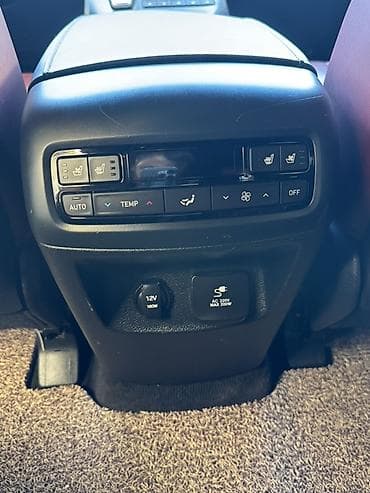 Hyundai Palisade: 2019 г., 2.2 л, Автомат, Дизель, Кроссовер — 9