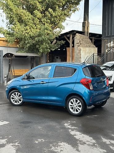 1: Chevrolet Spark: 2019 г., 1 л, Автомат, Бензин, Хэтчбэк — 5