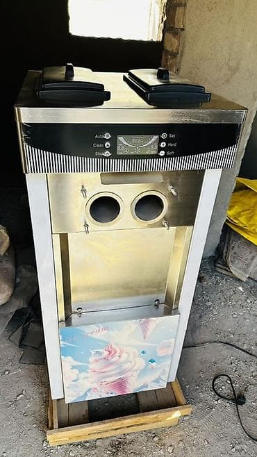 рожок: Профессиональный фризер для мягкого мороженого (двухбункерный) - — 2