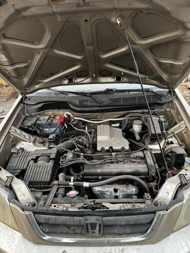 200 ланд крузер: Honda CR‑V (первое поколение), золотистый кроссовер 5‑дверный — 9