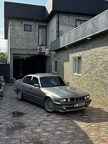 света музука: BMW 5 series: 1989 г., 2.8 л, Механика, Бензин, Седан — 7