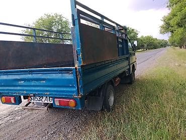 e500 124: Легкий грузовик, Hyundai, Б/у — 7