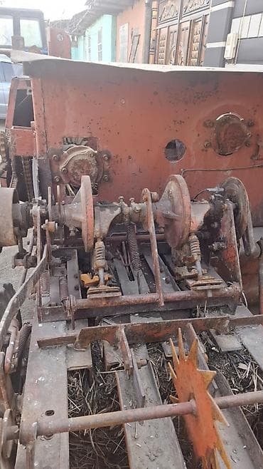 Пресс-подборщик тюковый навесной Описание: - Сельскохозяйственный