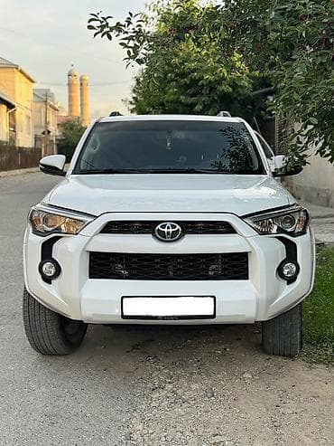 Toyota 4Runner: 2019 г., 4 л, Автомат, Бензин, Внедорожник