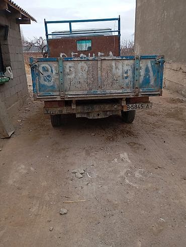 bmb m5: Mercedes-Benz T1: 1979 г., 3 л, Механика, Дизель, Пикап — 4