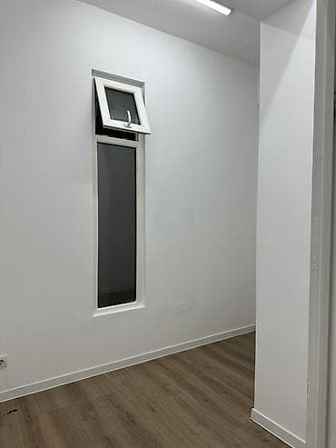 комната студия: Светлое многофункциональное помещение open-space с встроенной мебелью — 5