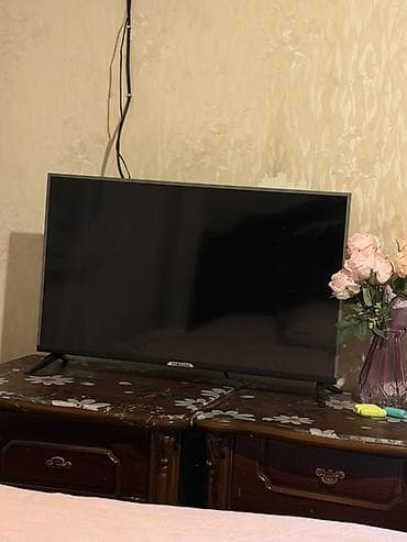 lg 32: LED-телевизор Harper, диагональ около 32–40" - Тонкие рамки — 1