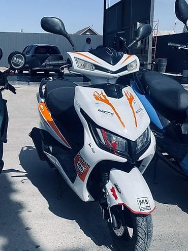 квадроцикл 150 куб: Тип скутера M8, 150 куб. см, Бензин, Б/у — 3