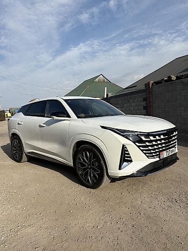 cha: Changan Uni-Z: 2025 г., 1.5 л, Робот, Бензин — 2