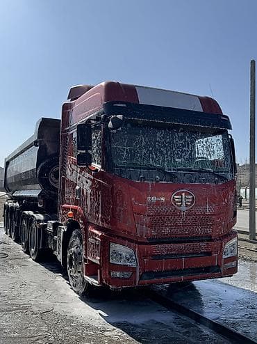 Тягач, Самосвал