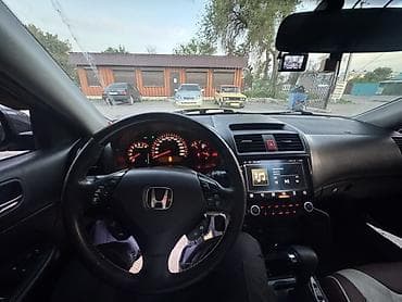 авто хонда аккорд спортивный: Honda Accord: 2003 г., Автомат, Бензин, Универсал — 4