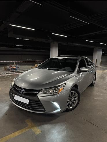 Toyota Camry: 2016 г., 2.5 л, Автомат, Гибрид, Седан — 2