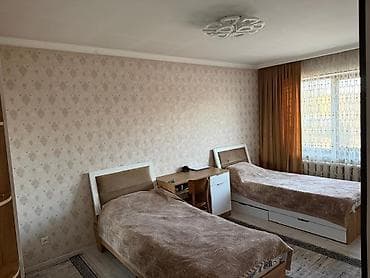 токмок 2025: Продается двух этажный дом 10 соток ! в с. Новопокровка На первом — 5