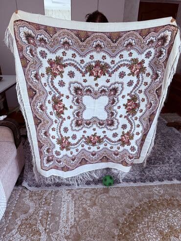 платочка: Платок, Павловопосадский, Зима, Шерсть, С бахромой — 1