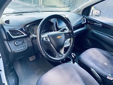wuling mini ev: Chevrolet Spark: 2020 г., 1 л, Автомат, Бензин, Хэтчбэк — 6