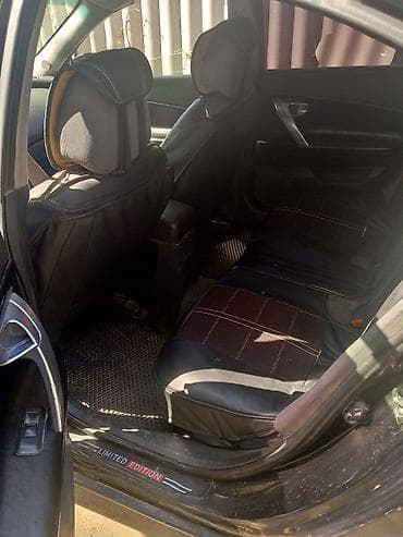 infinity qx: Nissan Primera: 2004 г., 1.8 л, Ручные, Бензин, Хэтчбэк — 5