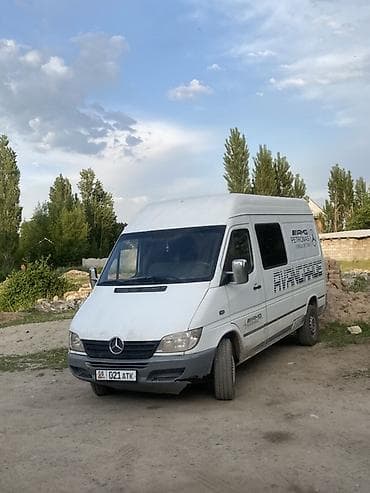 Mercedes-Benz Спринтер: 2000 г., 2.2 л, Механика, Дизель, Фургон at lalafo.kg Mercedes-Benz Спринтер: 2000 г., 2.2 л, Механика, Дизель, Фургон