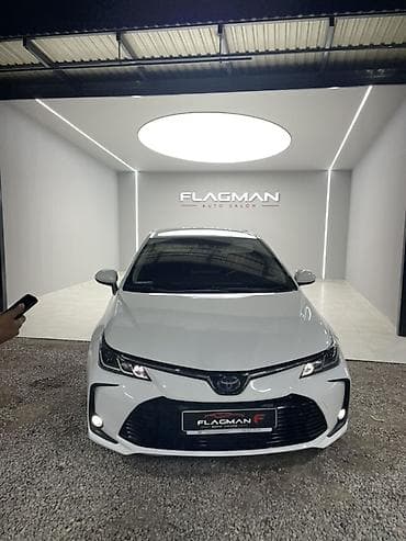 Toyota: Toyota Corolla: 2019 г., 1.8 л, Вариатор, Гибрид, Седан — 7